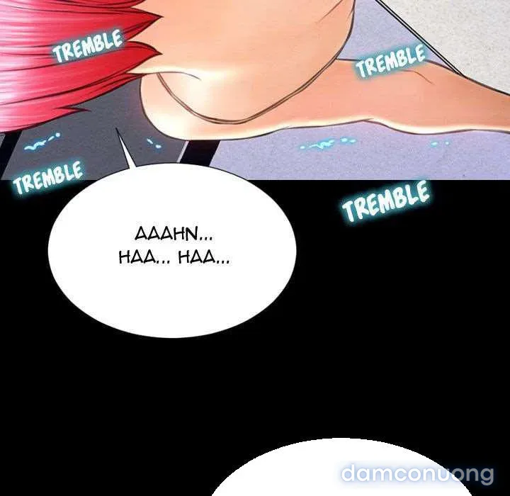 Em gái bán hàng sextoy 
