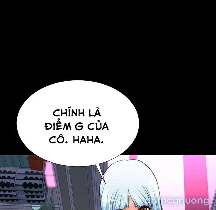 Em gái bán hàng sextoy 