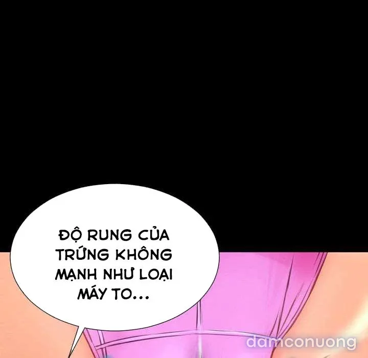 Em gái bán hàng sextoy 