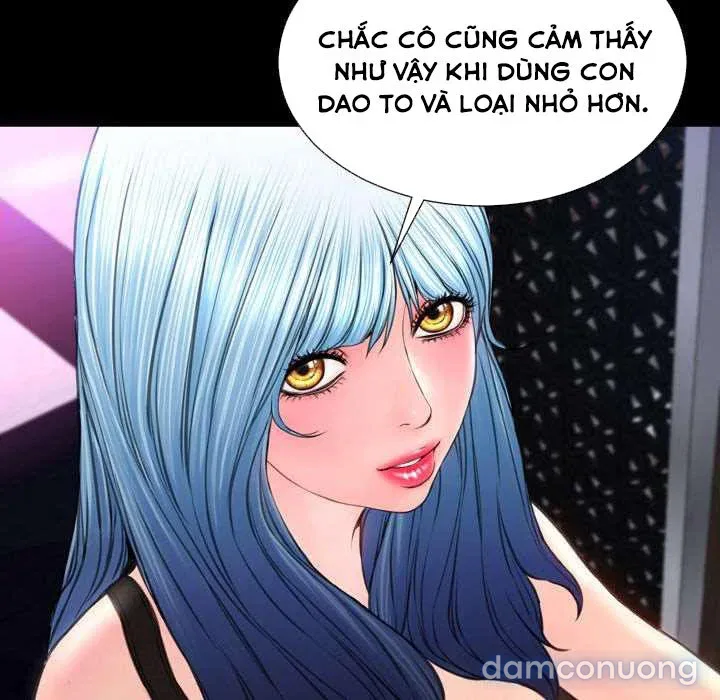 Em gái bán hàng sextoy 