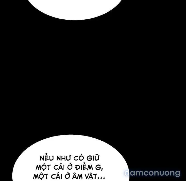 Em gái bán hàng sextoy 