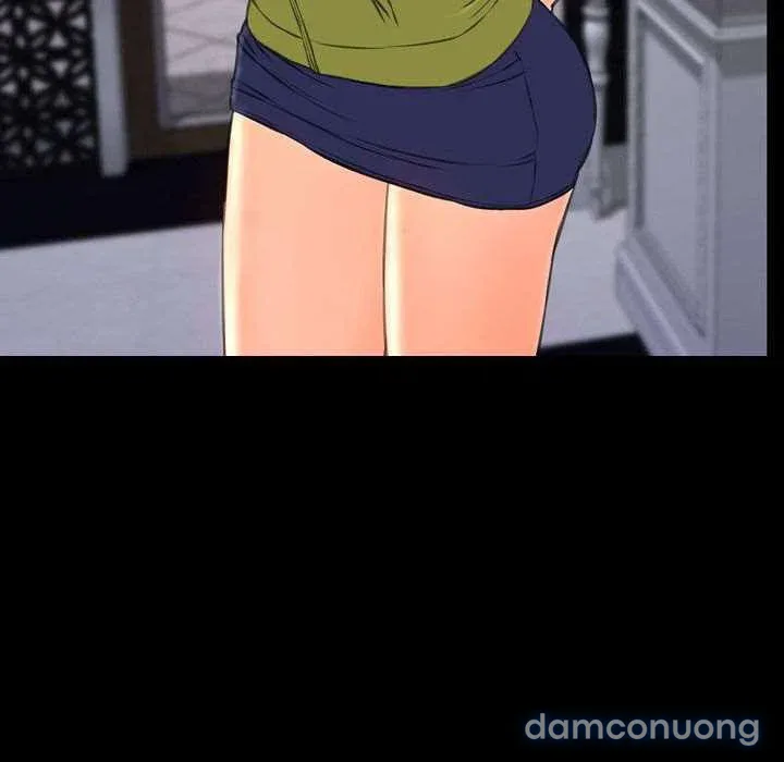 Em gái bán hàng sextoy 