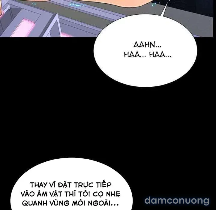 Em gái bán hàng sextoy 