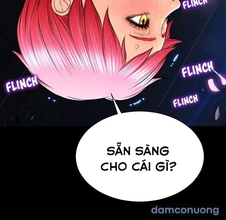 Em gái bán hàng sextoy 