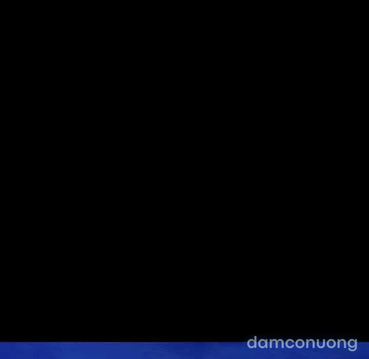 Em gái bán hàng sextoy 