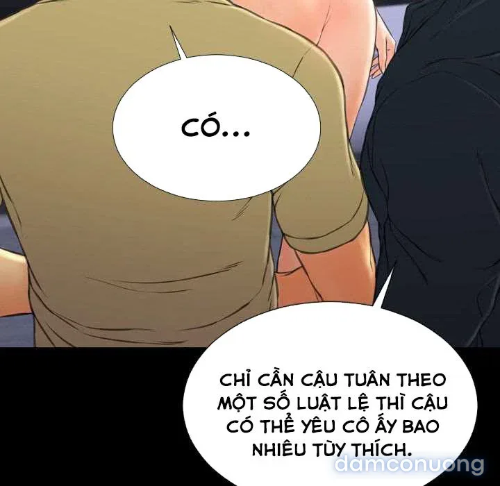 Em gái bán hàng sextoy 