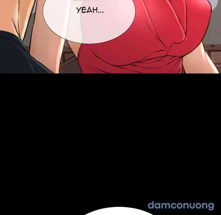 Em gái bán hàng sextoy 