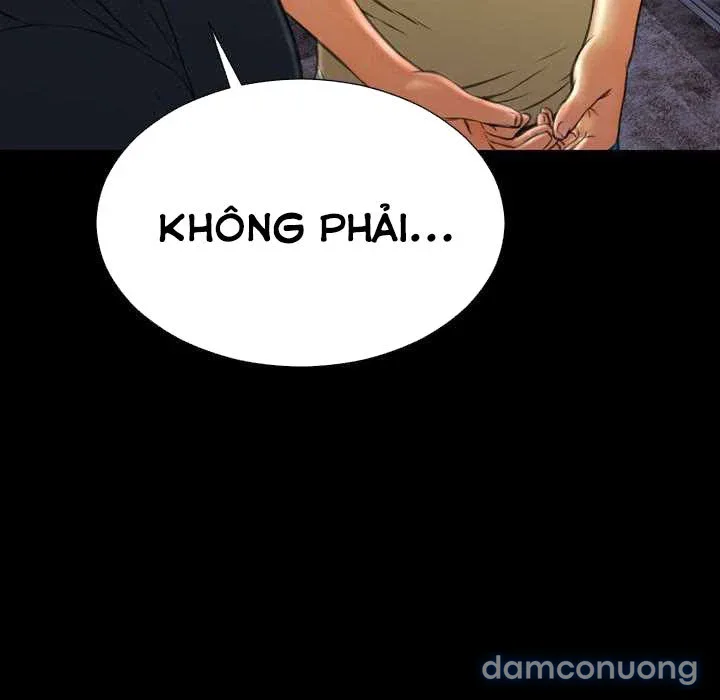 Em gái bán hàng sextoy 