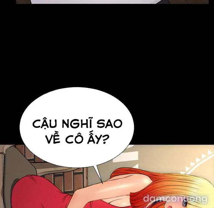 Em gái bán hàng sextoy 