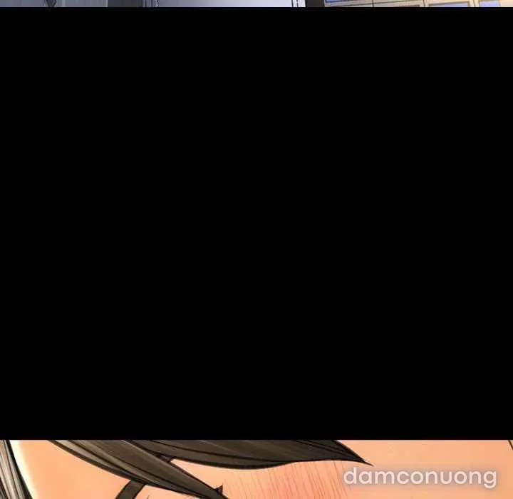 Em gái bán hàng sextoy 