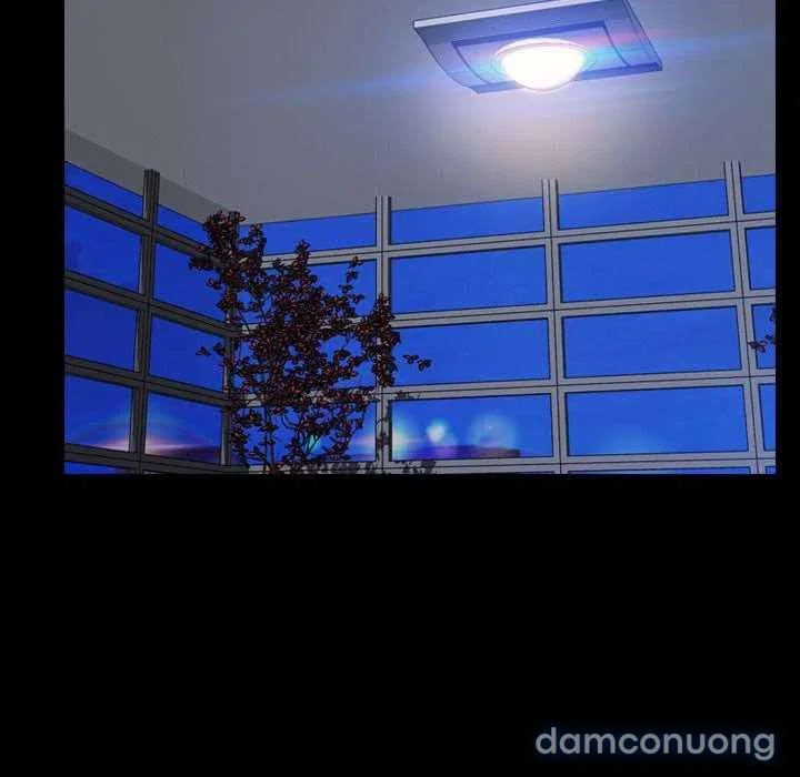 Em gái bán hàng sextoy 