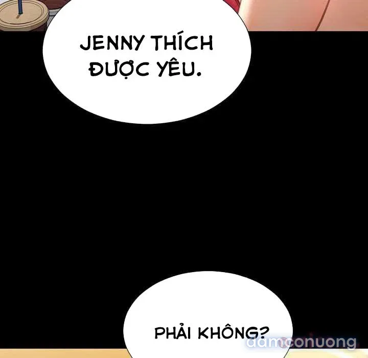 Em gái bán hàng sextoy 