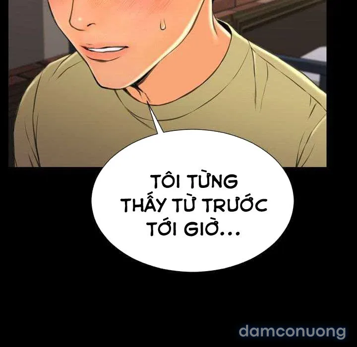 Em gái bán hàng sextoy 