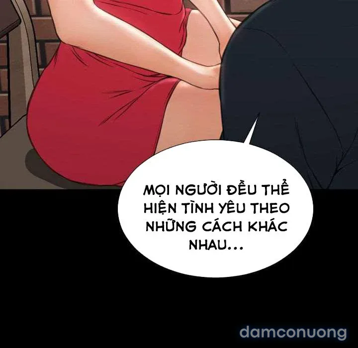 Em gái bán hàng sextoy 