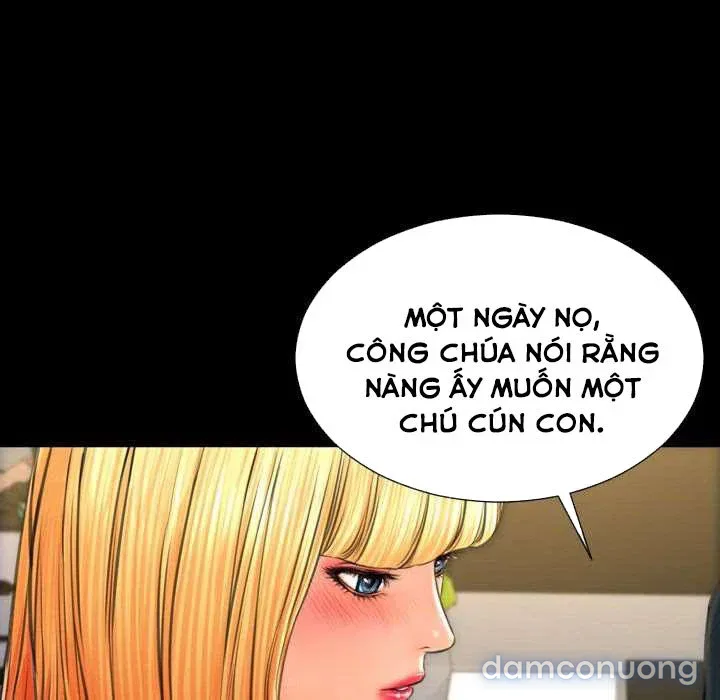 Em gái bán hàng sextoy 