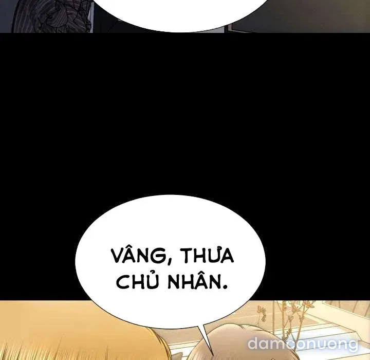 Em gái bán hàng sextoy 