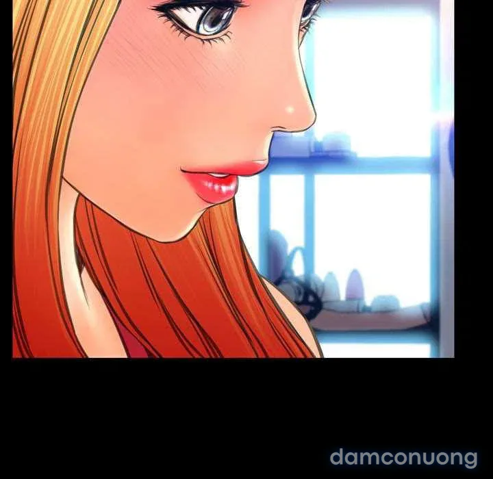 Em gái bán hàng sextoy 