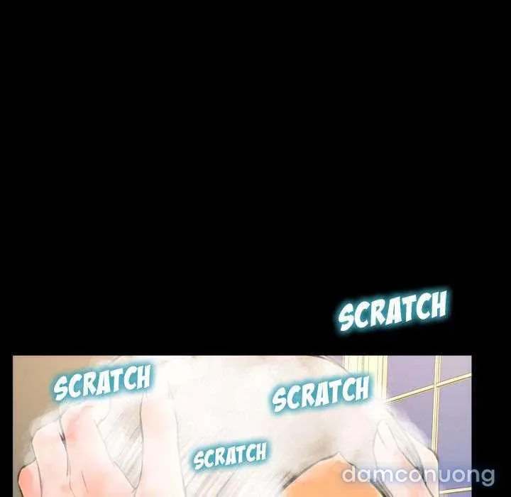 Em gái bán hàng sextoy 