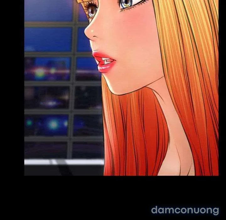 Em gái bán hàng sextoy 