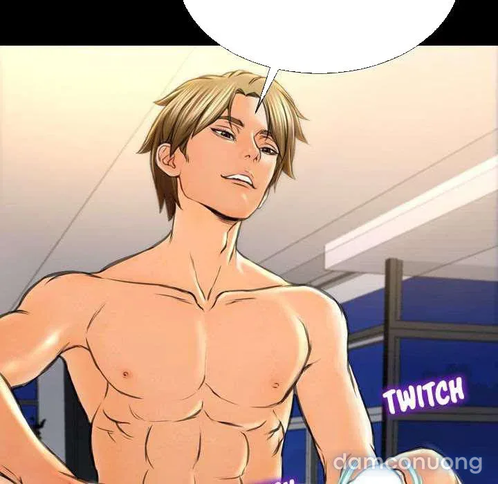 Em gái bán hàng sextoy 