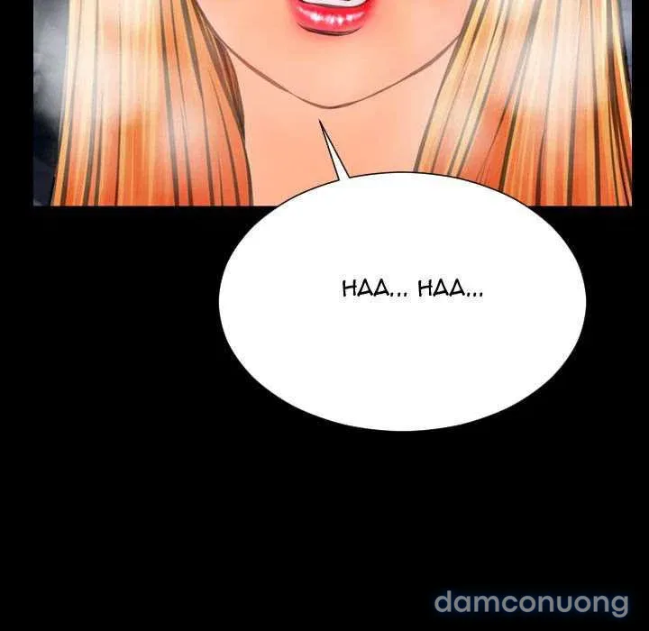 Em gái bán hàng sextoy 