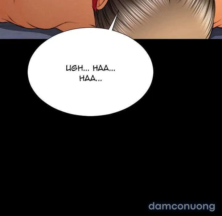 Em gái bán hàng sextoy 