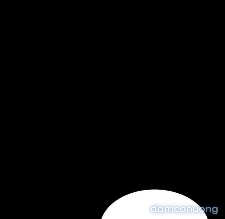 Em gái bán hàng sextoy 
