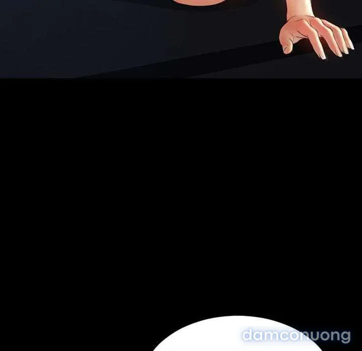 Em gái bán hàng sextoy 