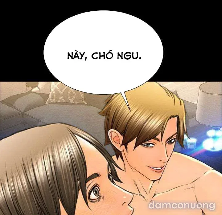 Em gái bán hàng sextoy 