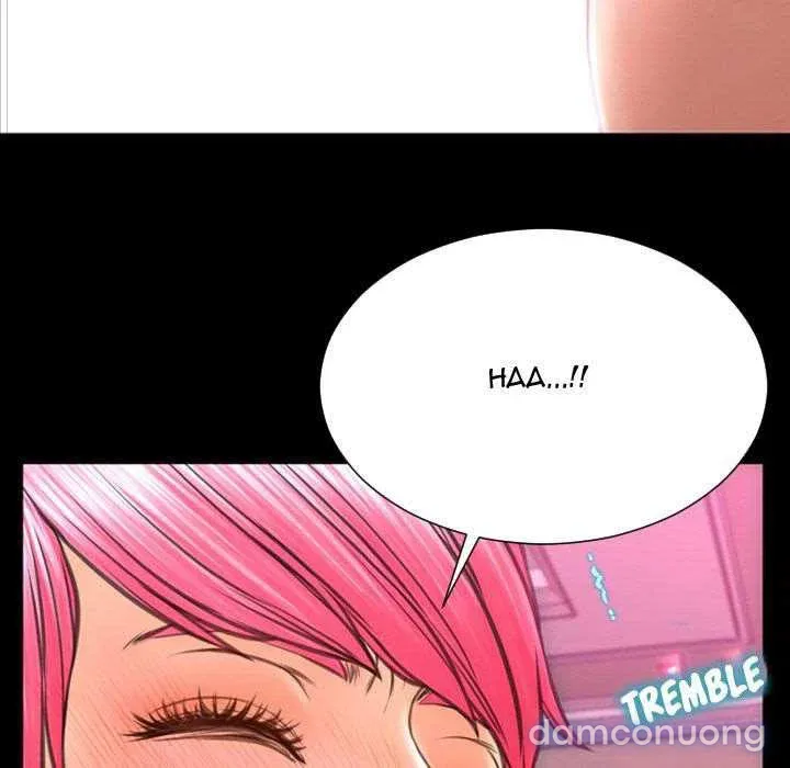 Em gái bán hàng sextoy 