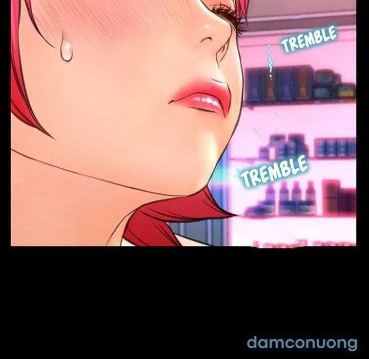 Em gái bán hàng sextoy 