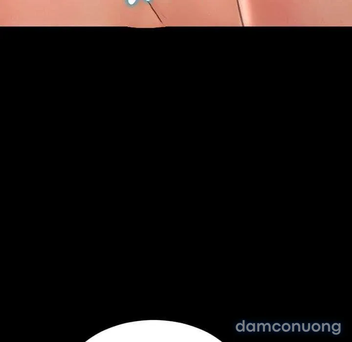 Em gái bán hàng sextoy 