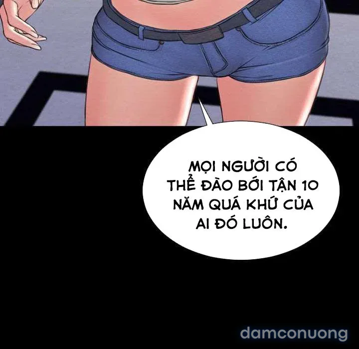 Em gái bán hàng sextoy 