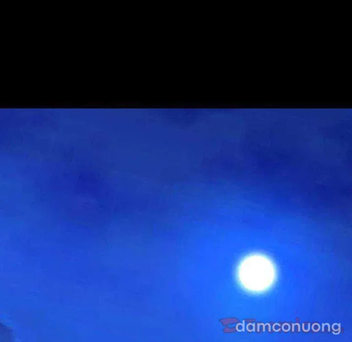 Em gái bán hàng sextoy 