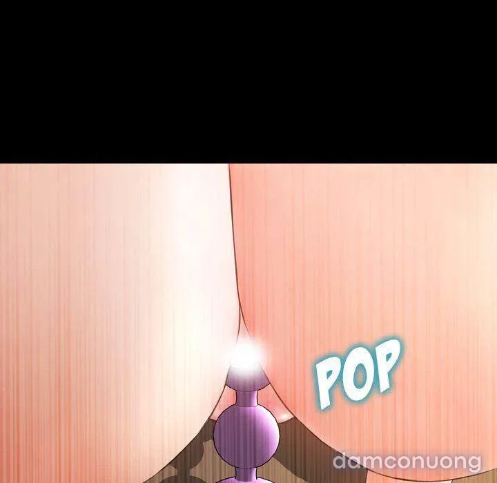 Em gái bán hàng sextoy 