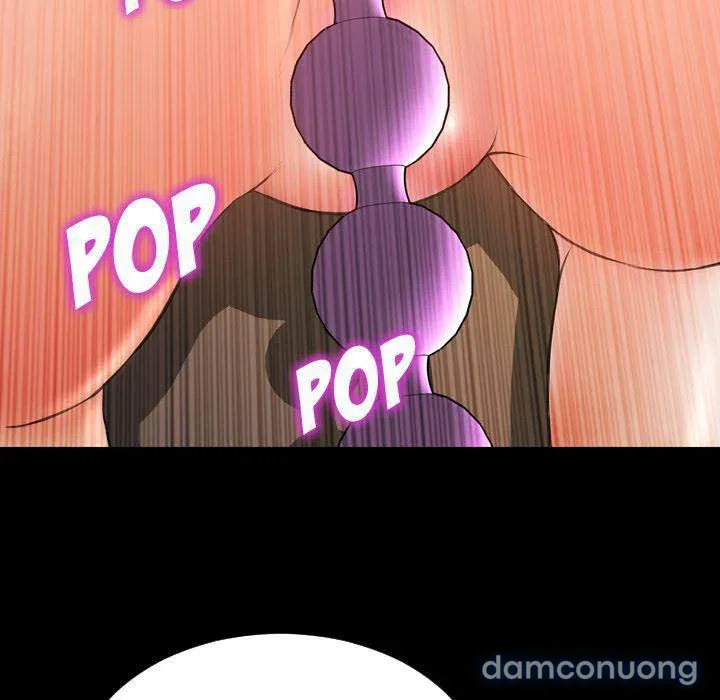 Em gái bán hàng sextoy 