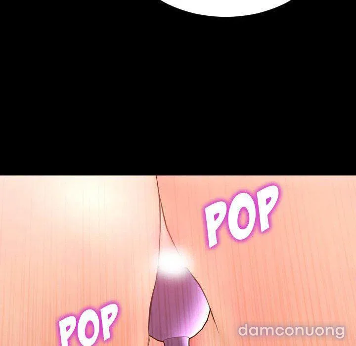 Em gái bán hàng sextoy 