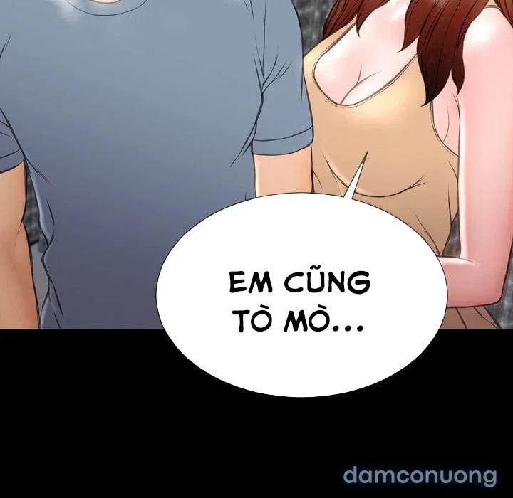 Em gái bán hàng sextoy 