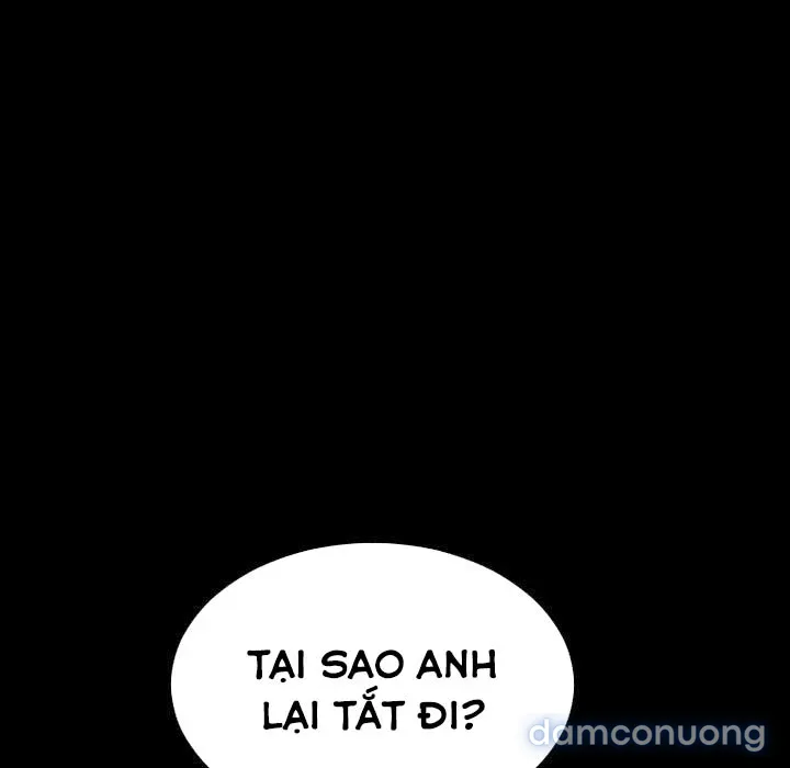 Em gái bán hàng sextoy 