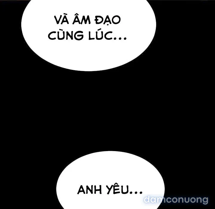 Em gái bán hàng sextoy 