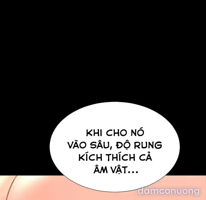Em gái bán hàng sextoy 