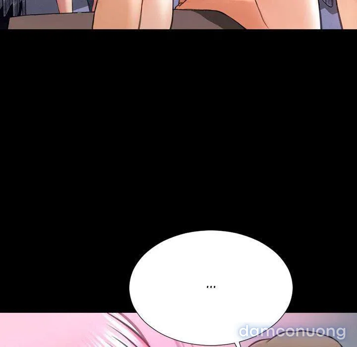 Em gái bán hàng sextoy 