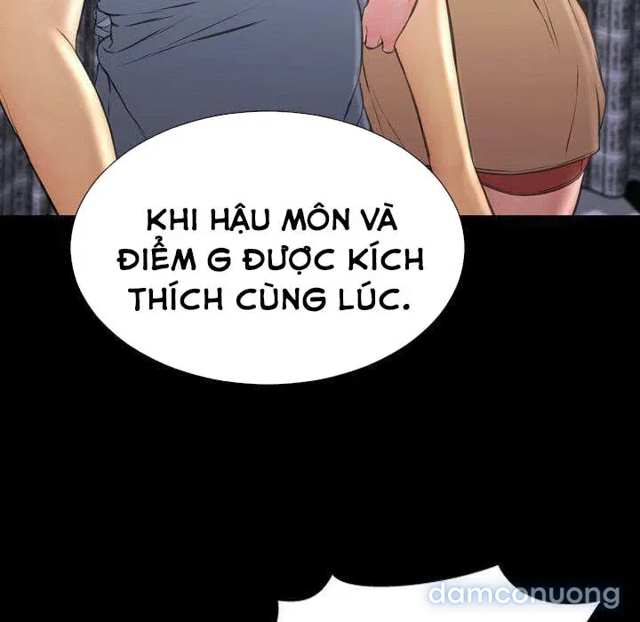Em gái bán hàng sextoy 