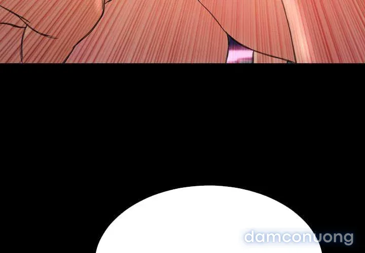 Em gái bán hàng sextoy 