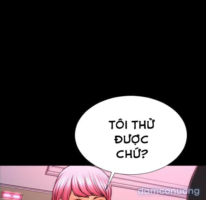 Em gái bán hàng sextoy 