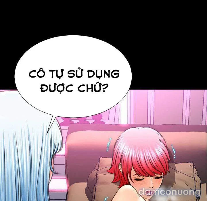 Em gái bán hàng sextoy 