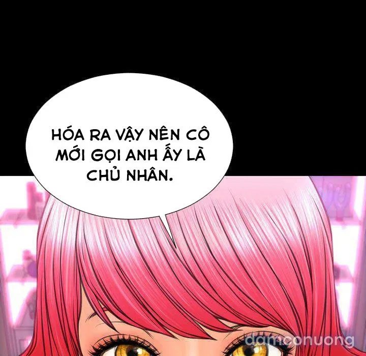Em gái bán hàng sextoy 