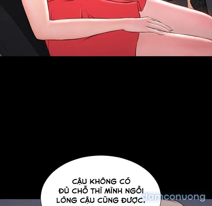 Em gái bán hàng sextoy 