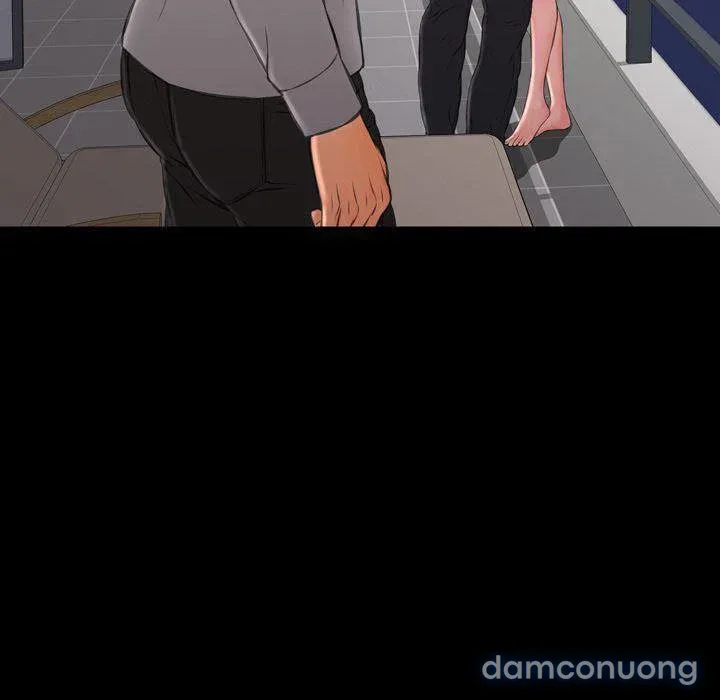 Em gái bán hàng sextoy 