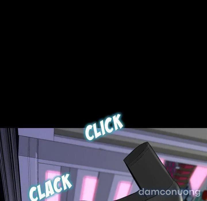 Em gái bán hàng sextoy 